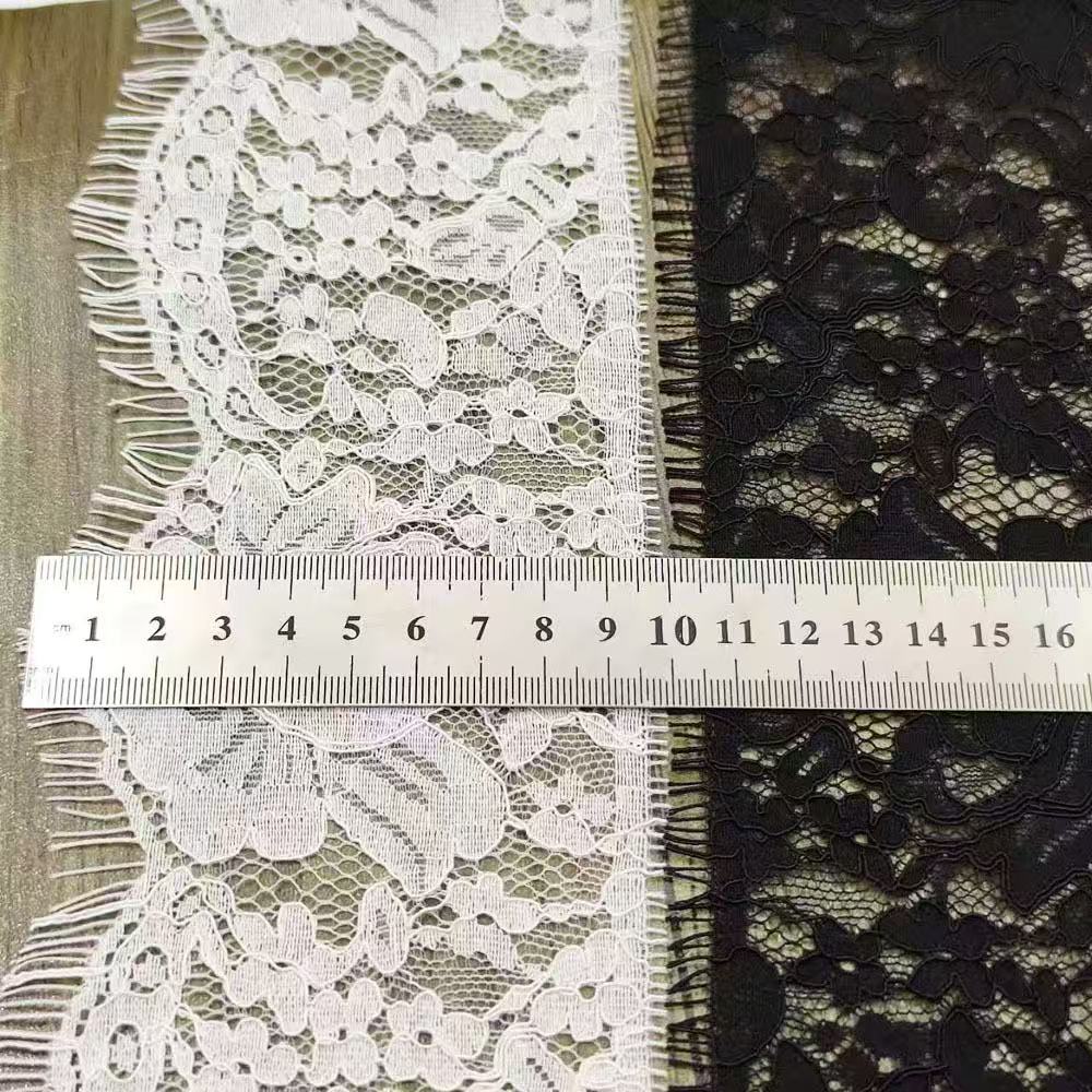 Bloemen Chantilly kantbies voo - Home Fashion Textiles recensie en prijs